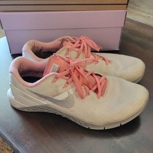 Pink, white, gray, Nike Metcon 3 shoes, size 9 women's. No box.